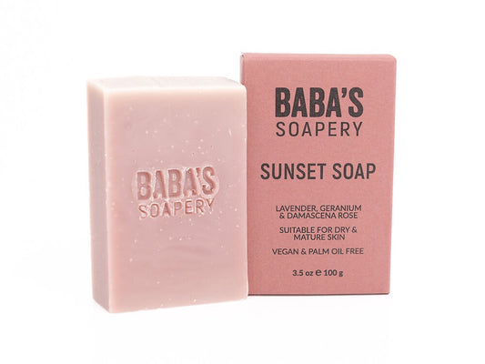 Sunset Soap (rosa, lavendel &amp; geranium) - Perfekt för torr och åldrande hud (HANDGJÄLLD)